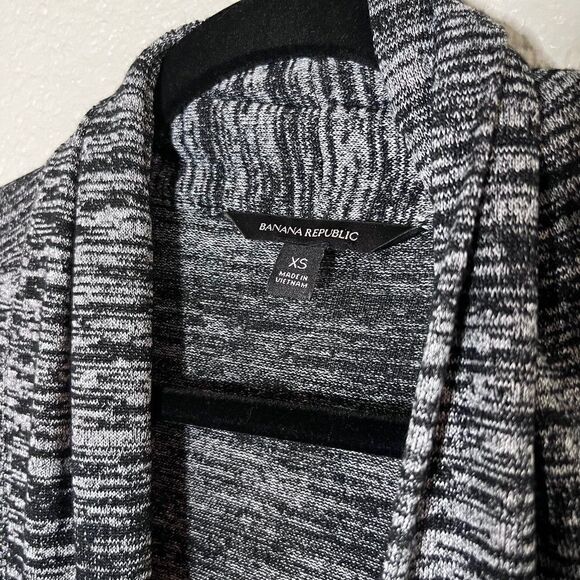 Banana Republic Long Line Open Front Oversized Cardigan with Pockets! - Picture 3 of 5